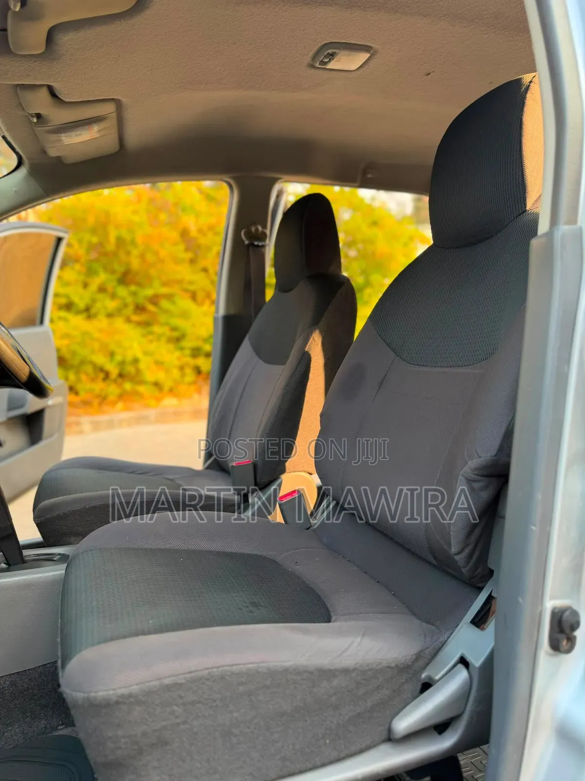 Nissan Advan 2010 Silver