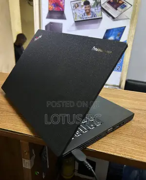 Laptop Lenovo ThinkPad X24 8GB Intel Core i5 SSD 256GB