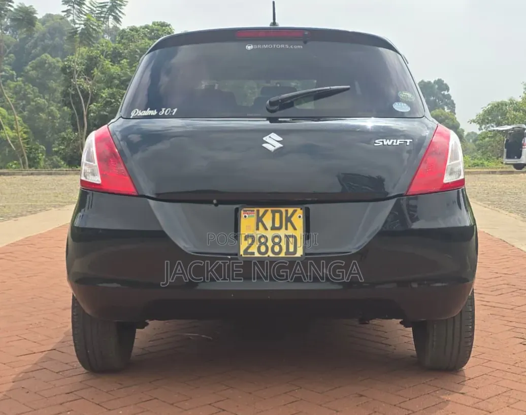 Suzuki Swift 2015 Black