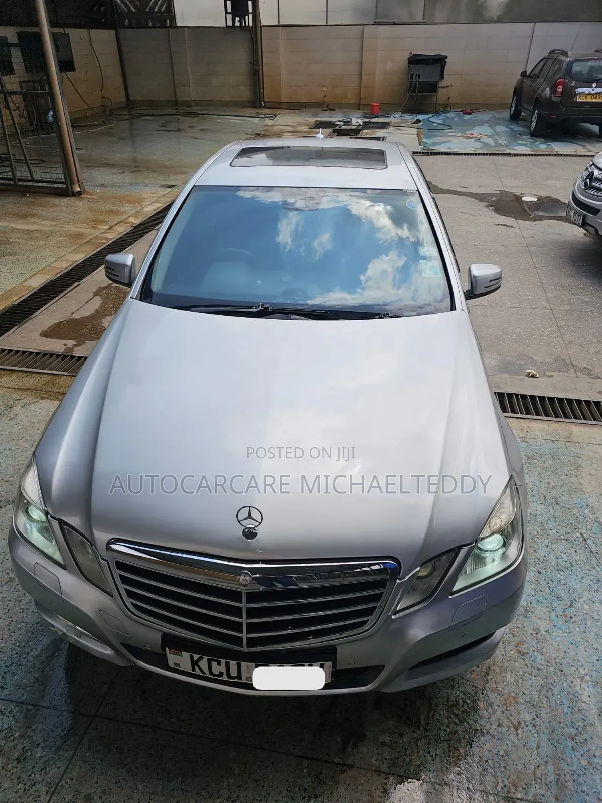 Mercedes-Benz E300 2010 Silver