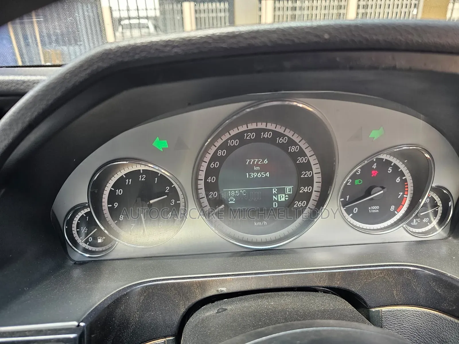 Mercedes-Benz E300 2010 Silver