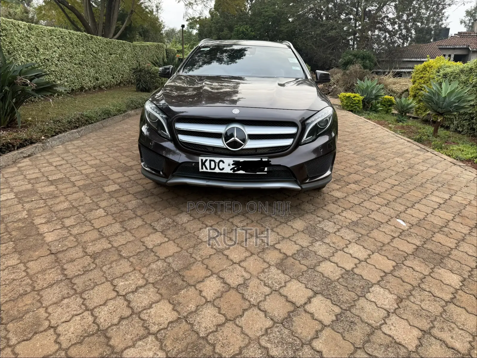 Mercedes-Benz GLA-Class 2015