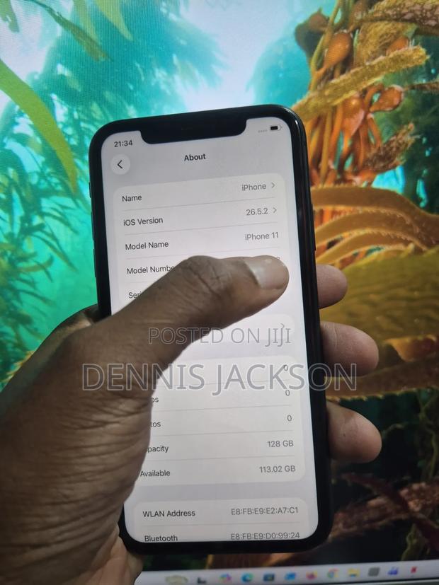 Apple iPhone 11 128 GB Black - thumbnail 2
