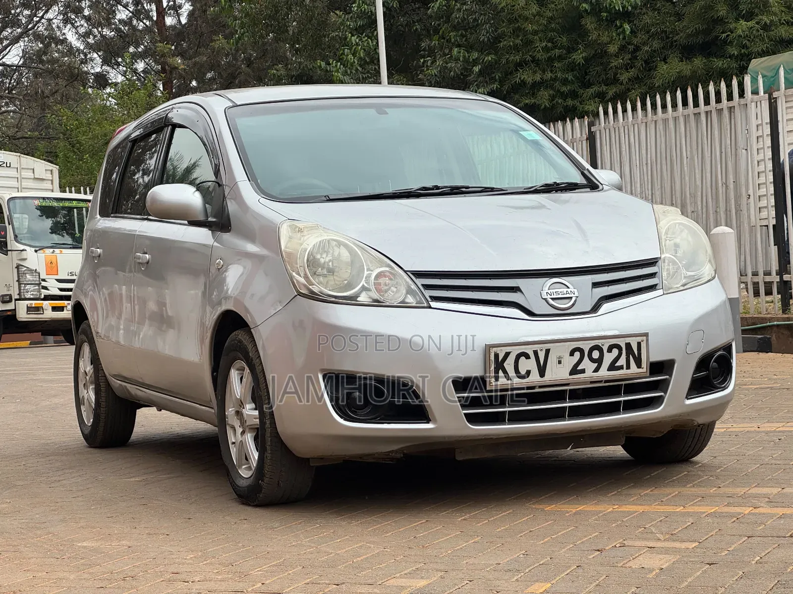 Nissan Note 2012 Silver