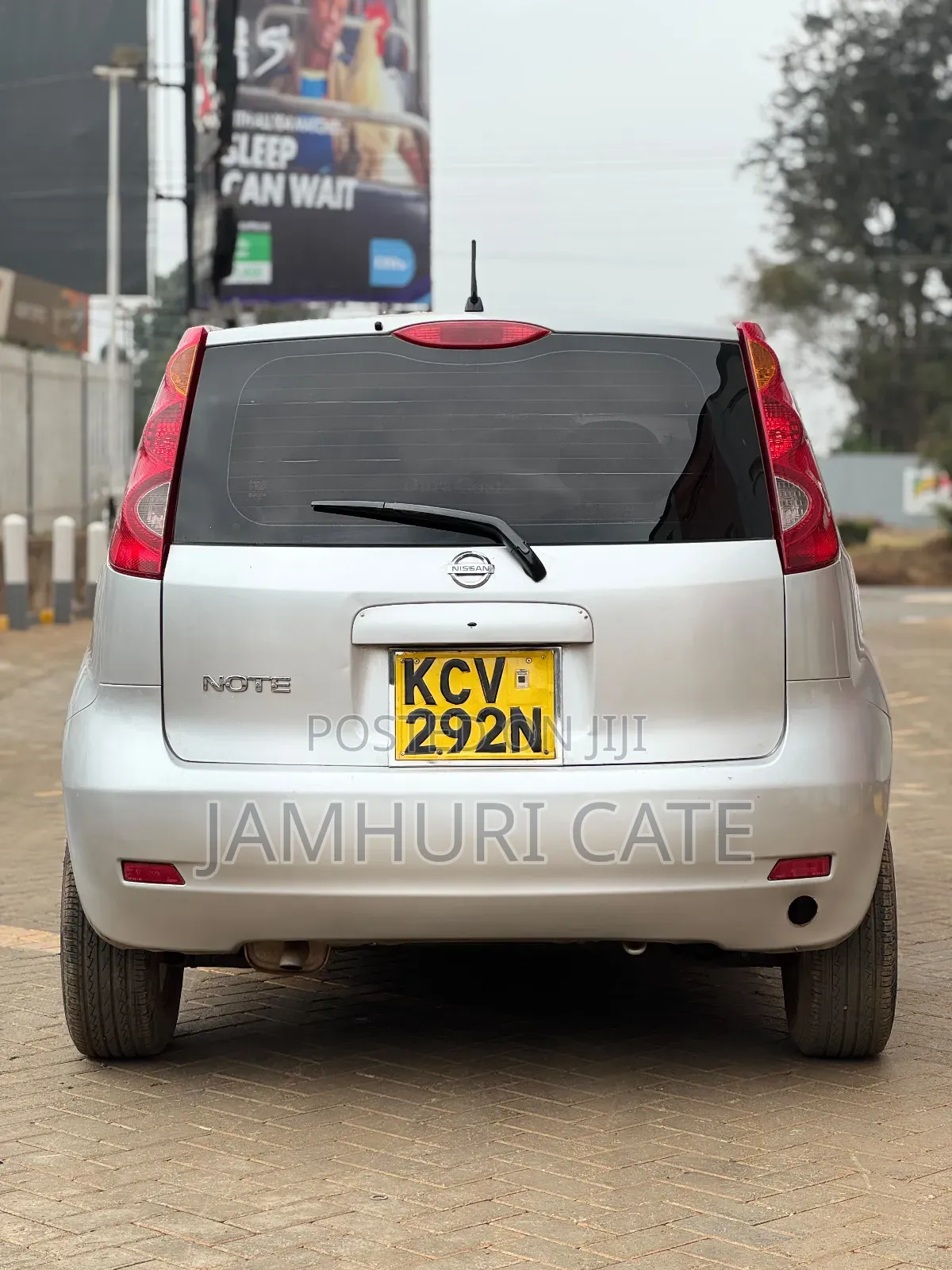 Nissan Note 2012 Silver