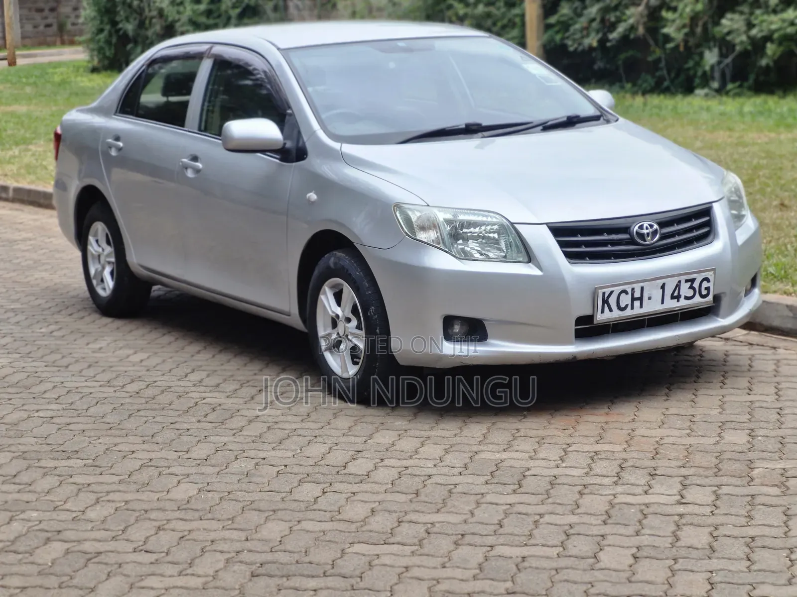 Toyota Axio 2009 Silver