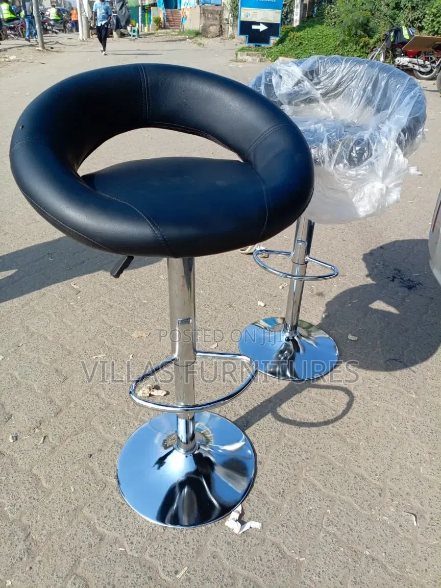Modern Adjustable Stool for Any Space