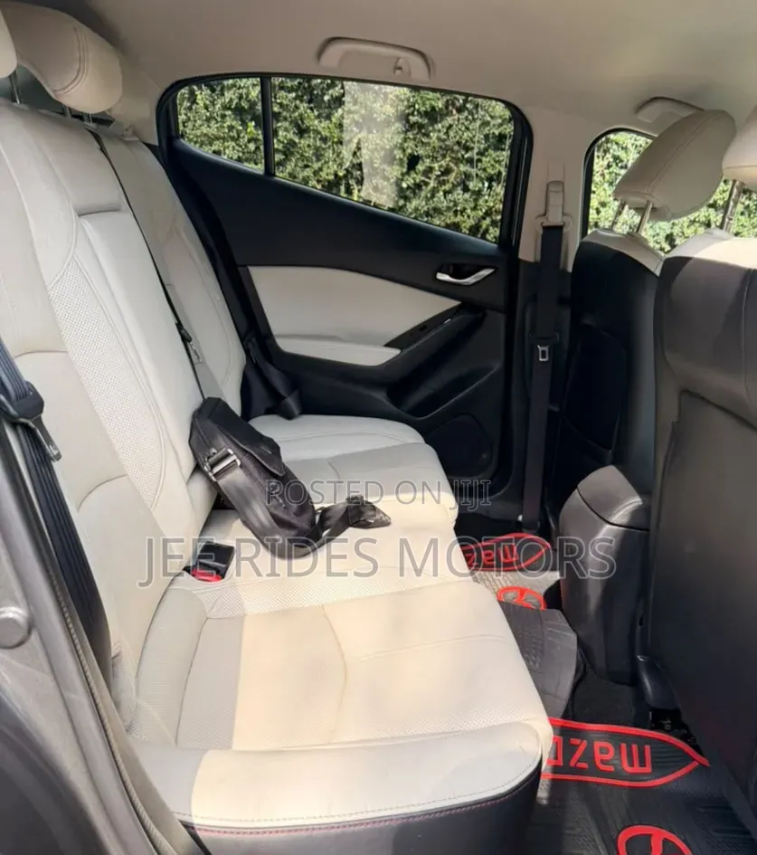 Mazda Axela 2016 Gray