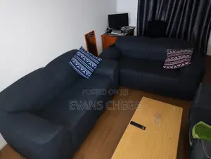 Moko Seats