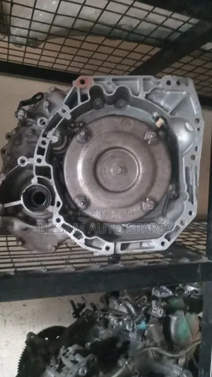 Nissan HR 12 Gearbox