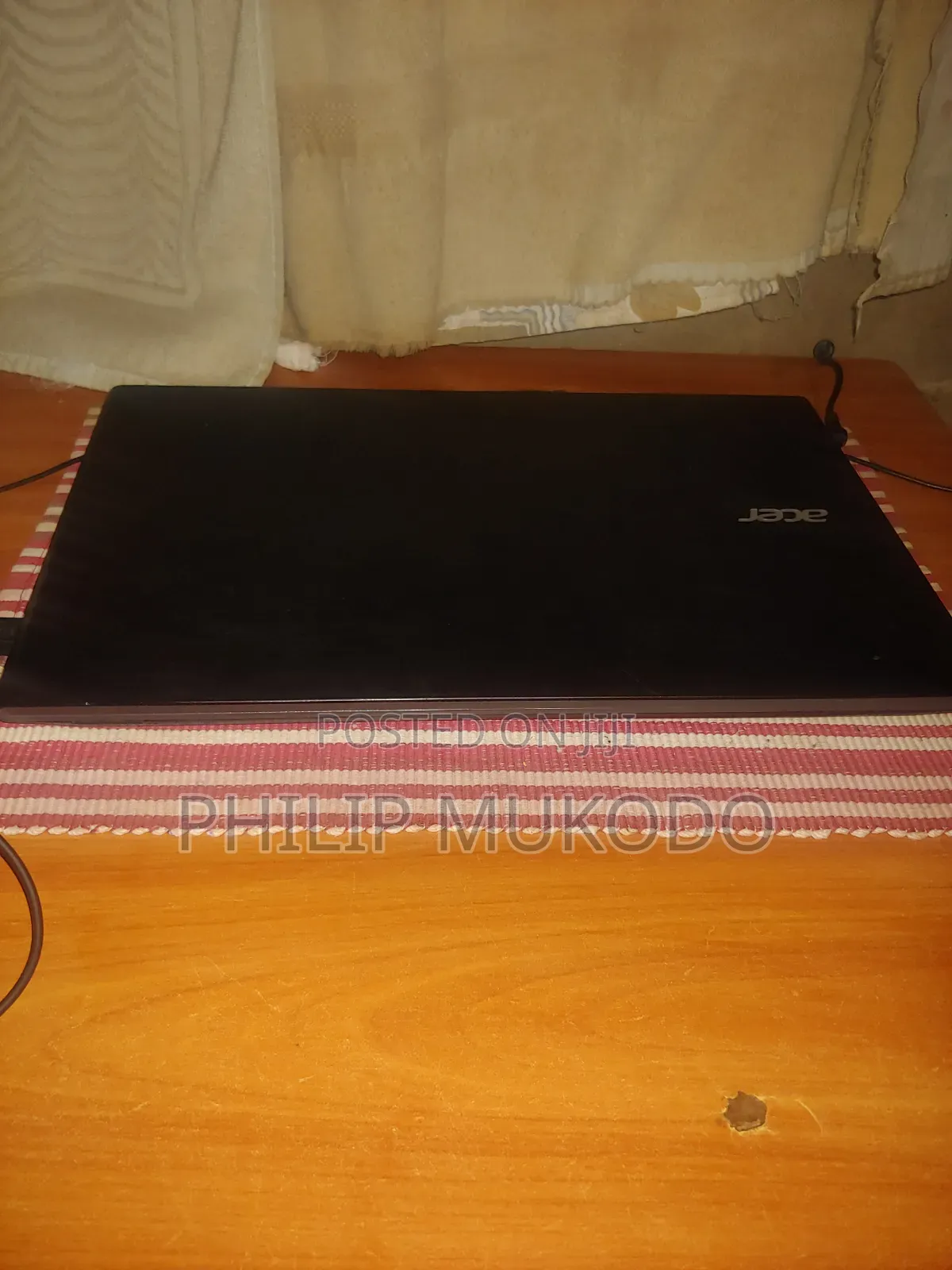Laptop Acer Aspire E5-573T 8GB Intel Core i5 HDD 512GB