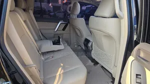 Toyota Land Cruiser Prado 2022 Black