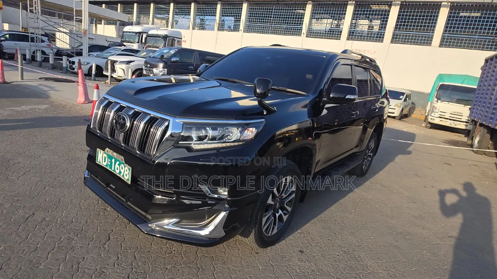 Toyota Land Cruiser Prado 2022 Black
