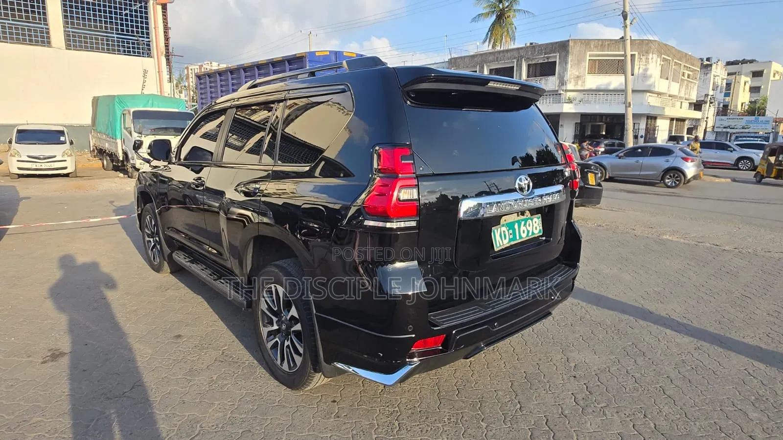 Toyota Land Cruiser Prado 2022 Black