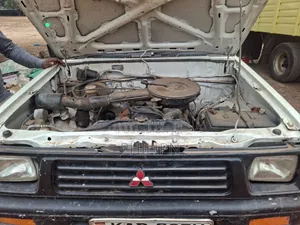 Mitsubishi L200 2007 White