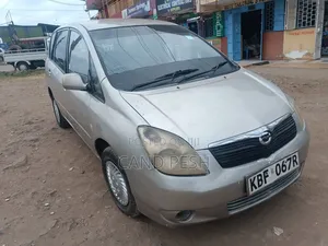 Toyota Corolla Spacio 2004 Gray