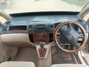 Toyota Corolla Spacio 2004 Gray