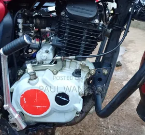 Bajaj Boxer 2025 Red