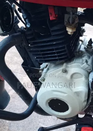 Bajaj Boxer 2025 Red