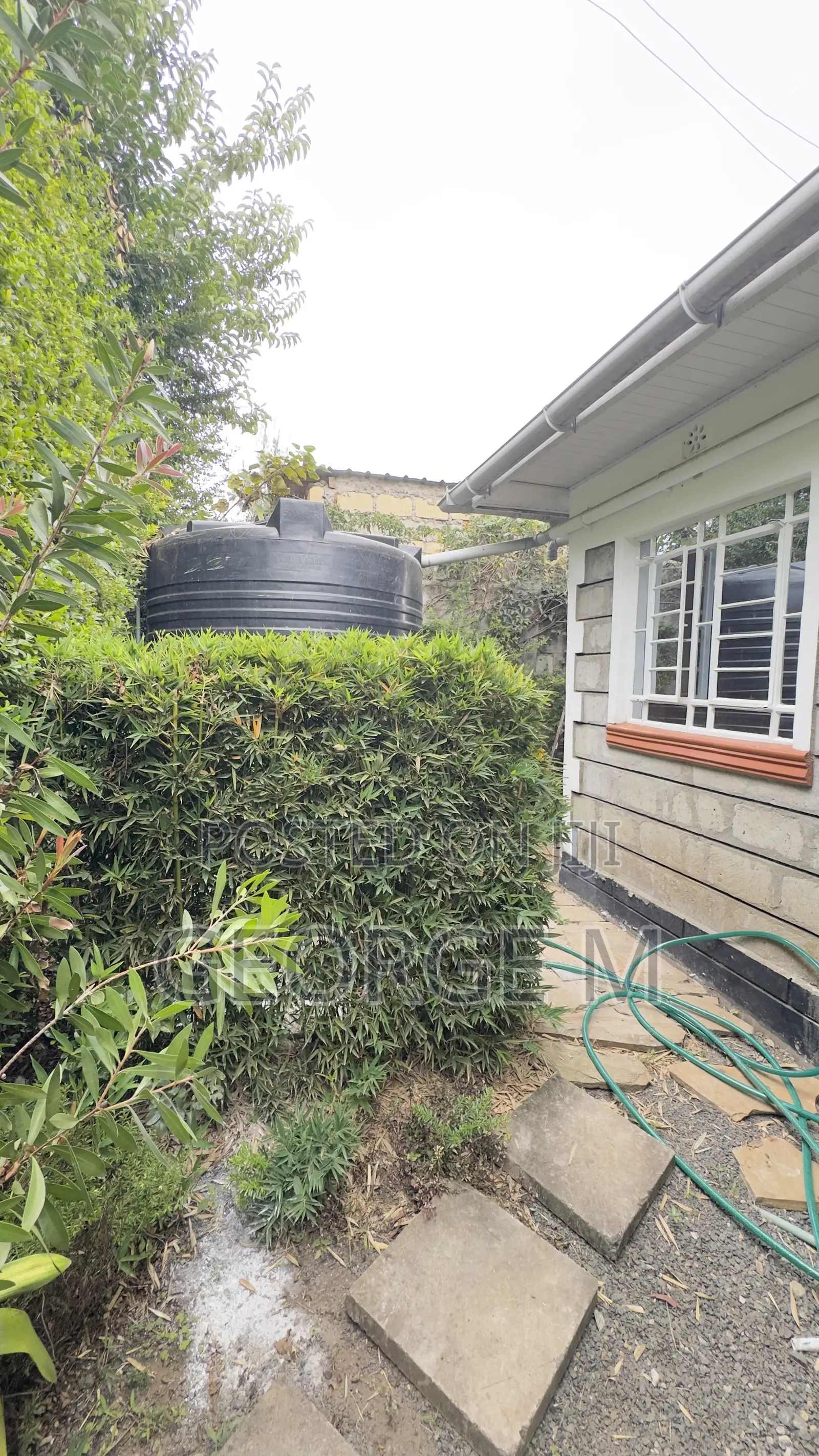 4bdrm Bungalow in Taifa Court, Nkoroi for sale