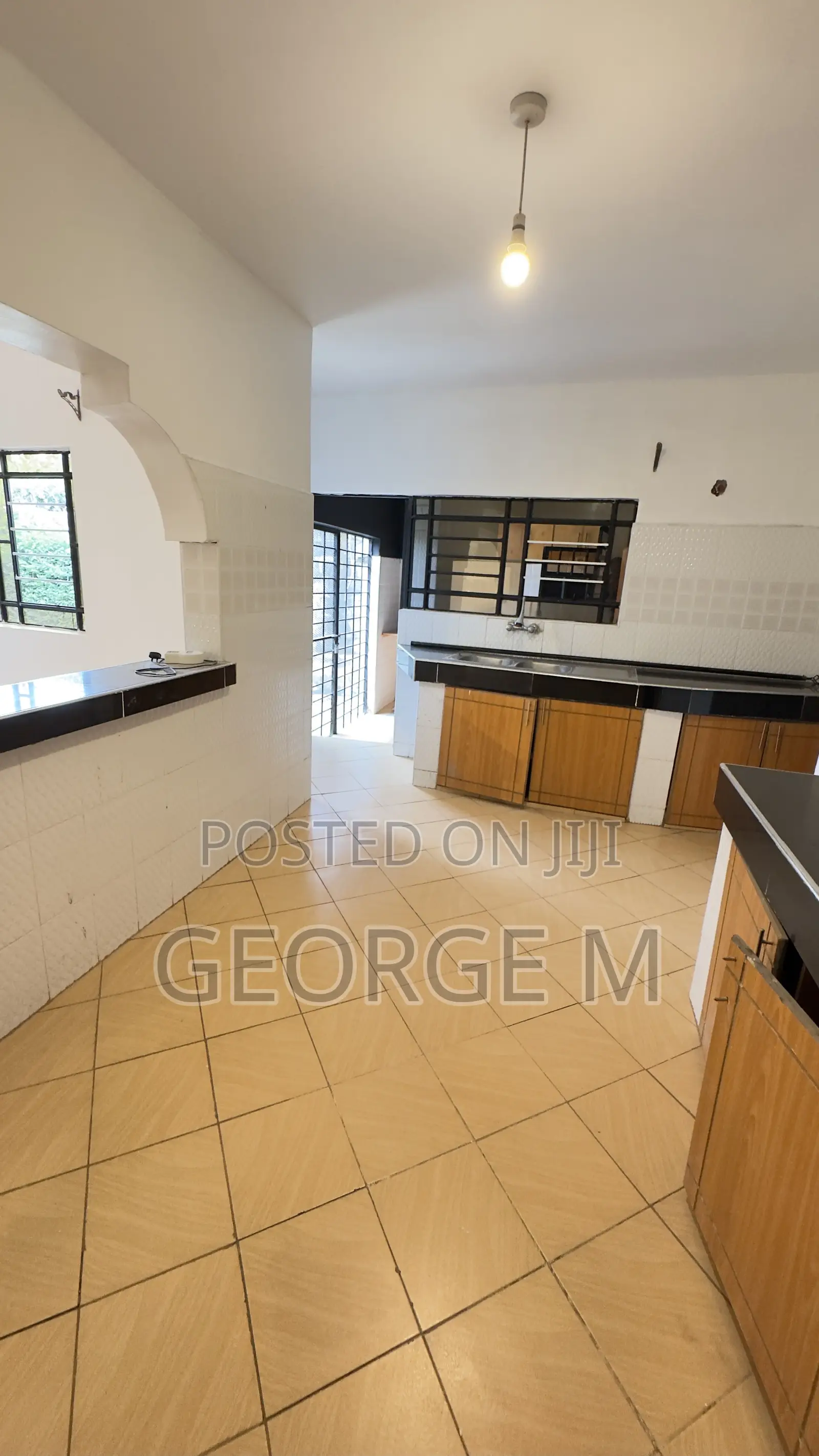 4bdrm Bungalow in Taifa Court, Nkoroi for sale