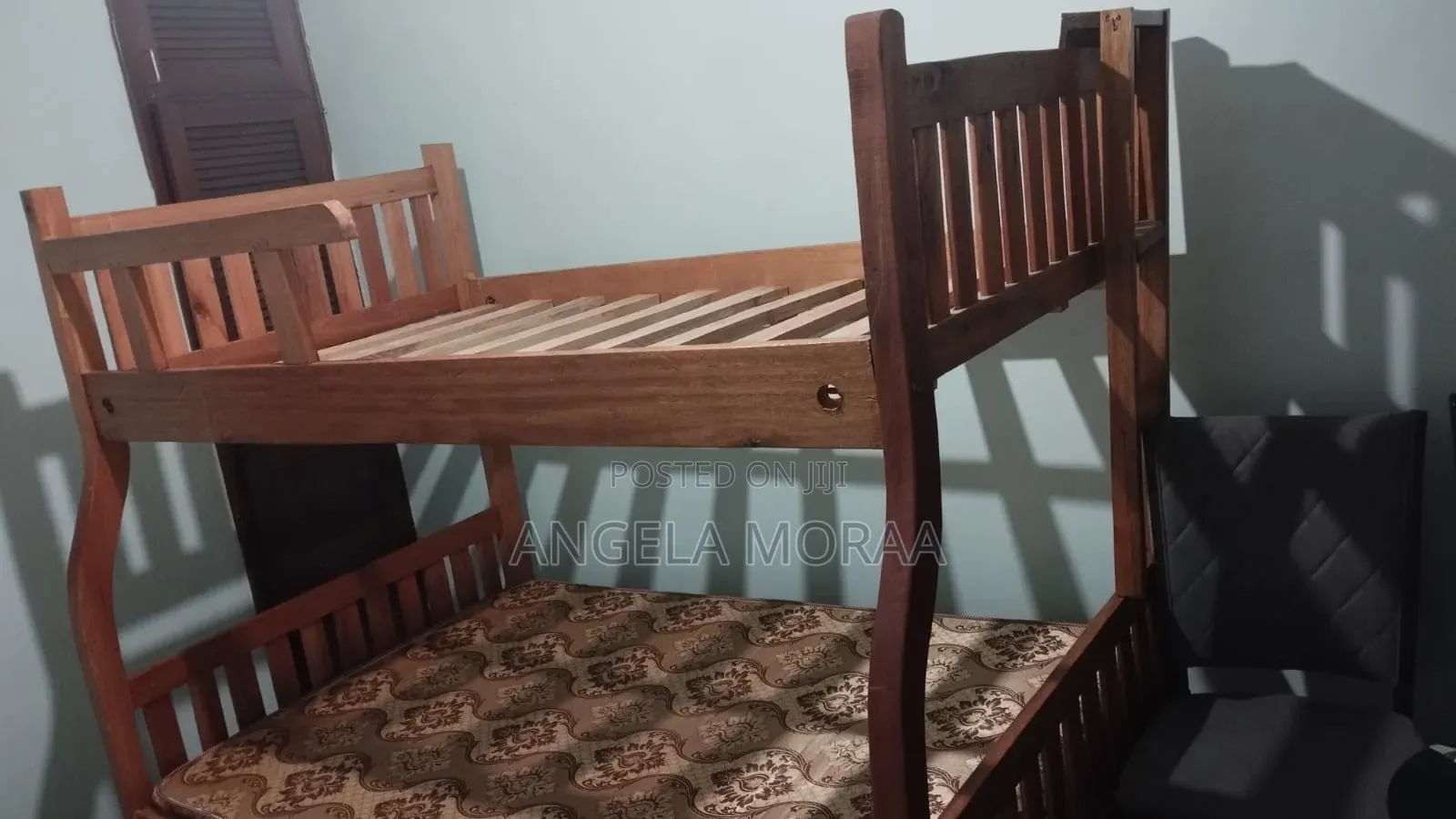 1 Bed and 2 Mattresses