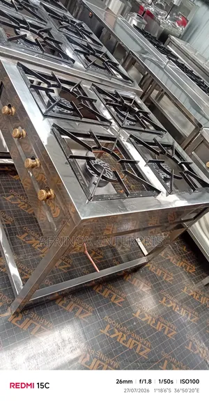 Commercial Grade, 4 in 1 Gas Cooker.
