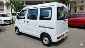 Daihatsu Hijet 2017 White