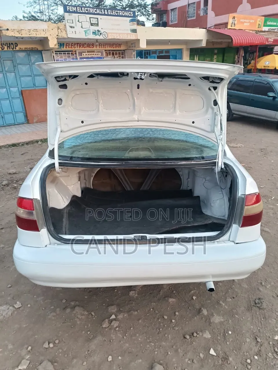 Toyota Corolla 2001 White