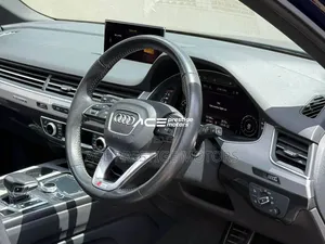 Audi Q7 2.0T Premium AWD quattro 2018 Blue