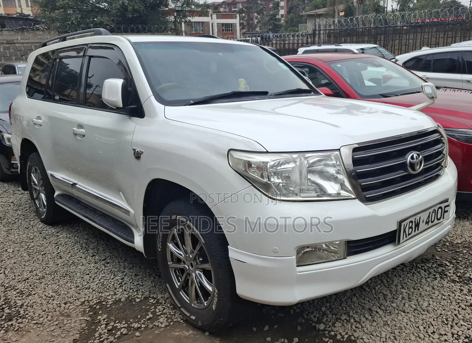 Toyota Land Cruiser 2007 White
