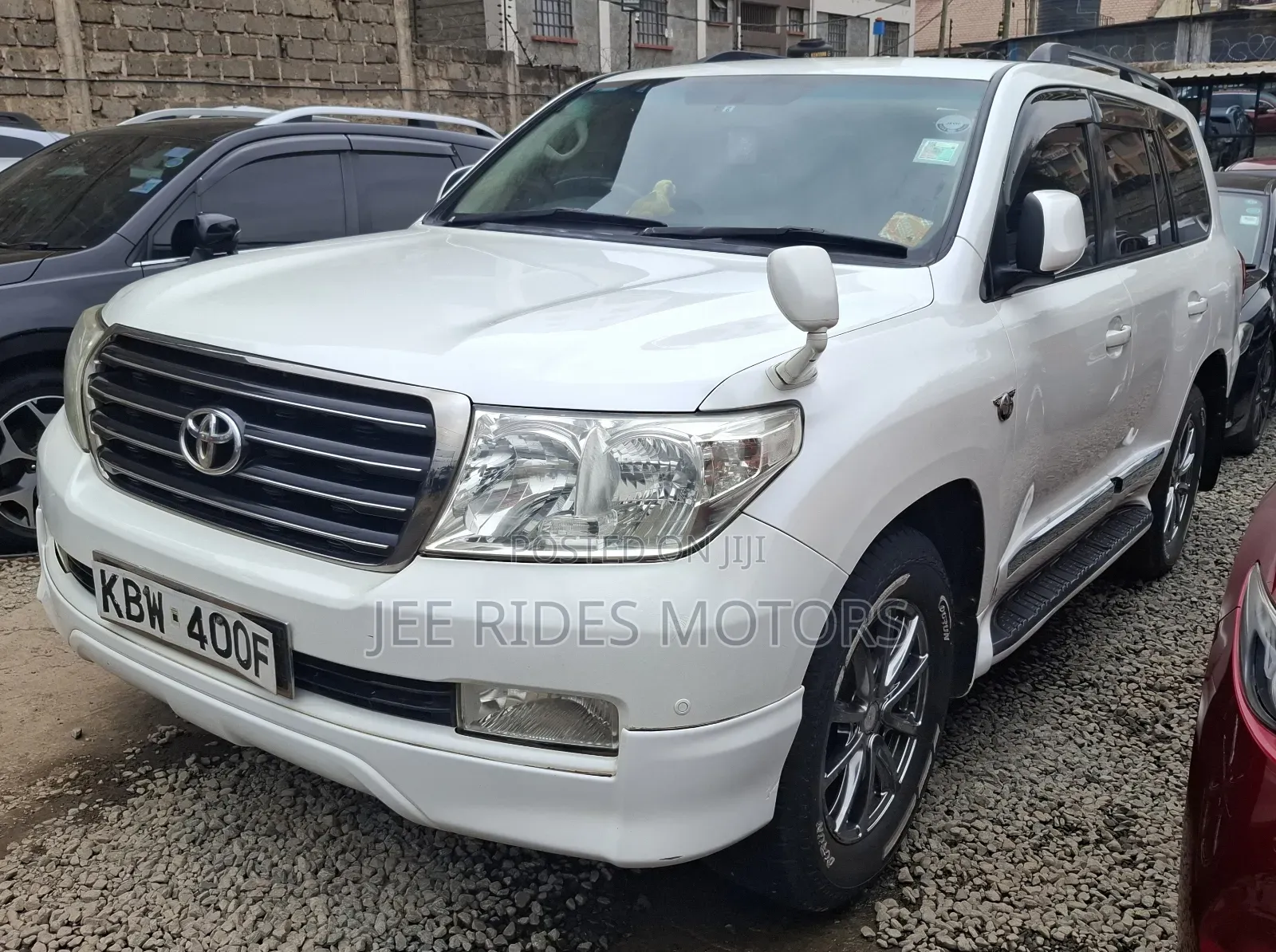 Toyota Land Cruiser 2007 White