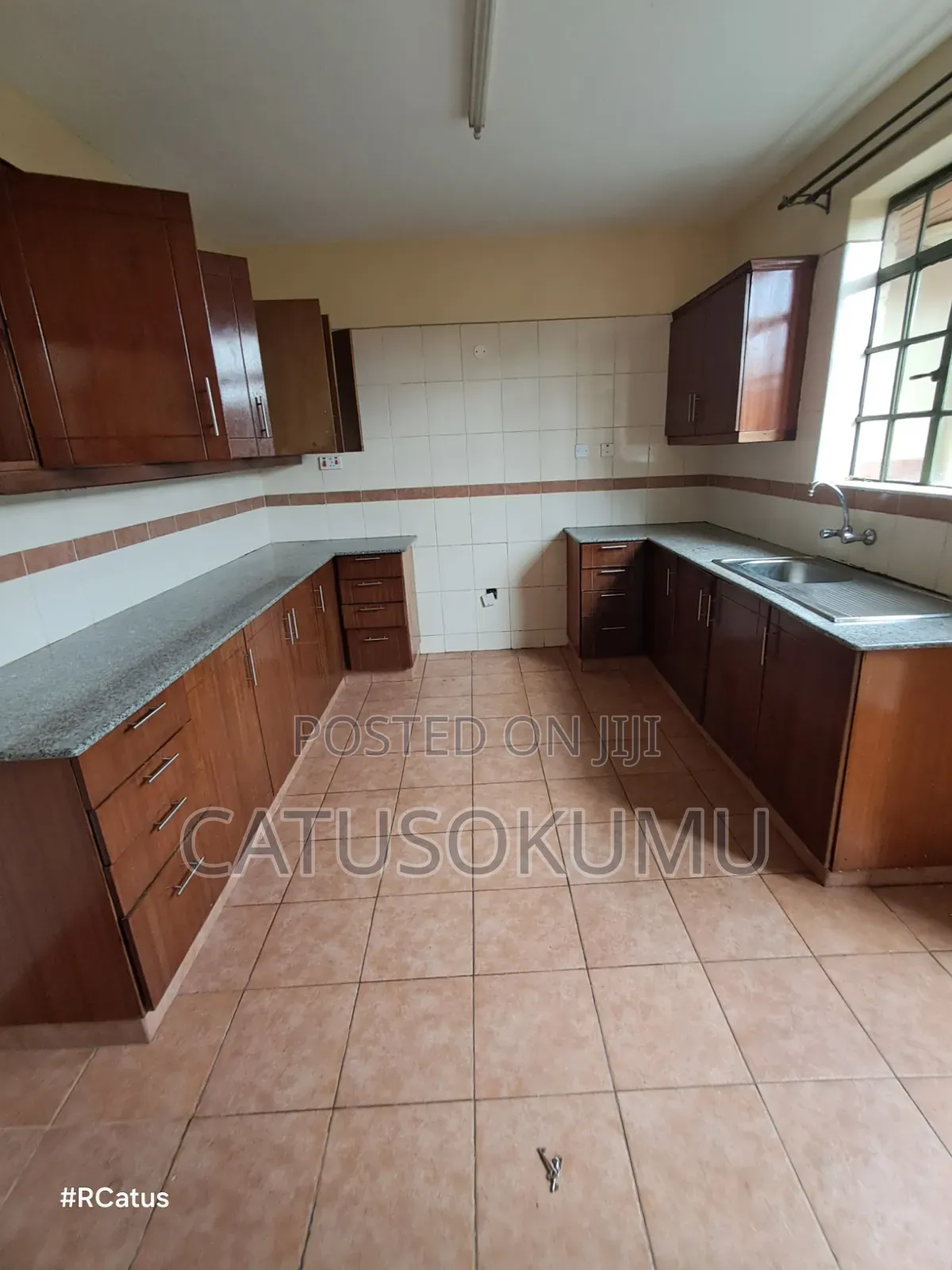 3bdrm Townhouse / Terrace in Syokimau, Gateway Mall Area for rent