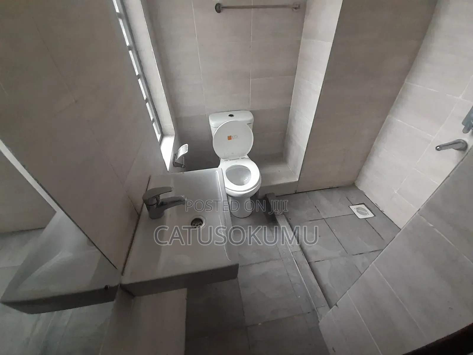 3bdrm Maisonette in Syokimau, Gateway Mall Area for rent