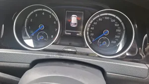Volkswagen Golf 2019 White