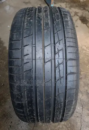 305/35r23 Accelera Tires