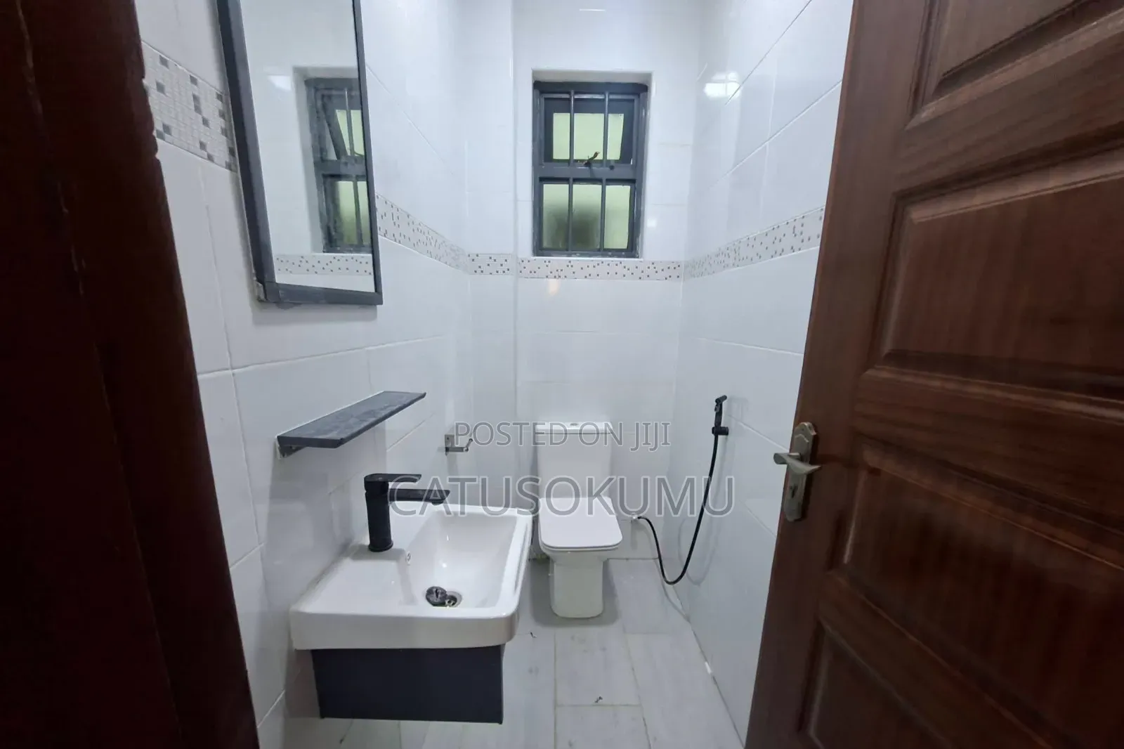5bdrm Maisonette in Syokimau, Gateway Mall Area for rent