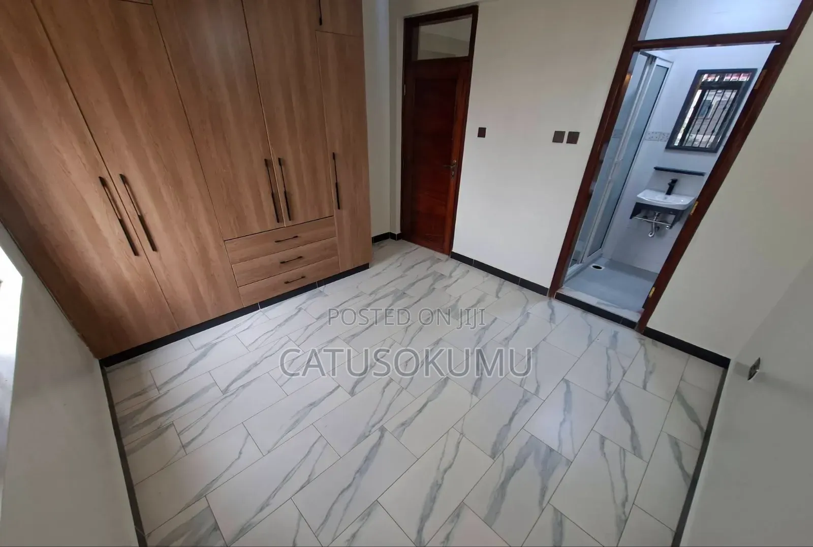 5bdrm Maisonette in Syokimau, Gateway Mall Area for rent