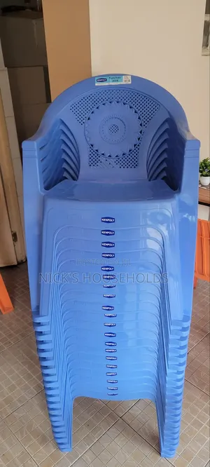 Kenpoly Plastic Chairs With Arms