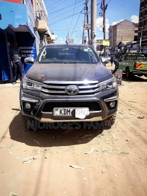 Toyota Hilux 2018 Black