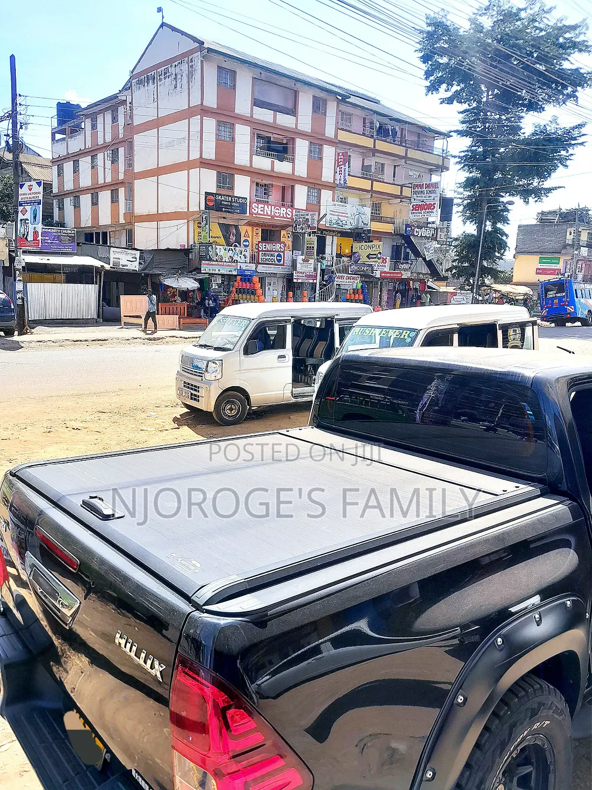Toyota Hilux 2018 Black