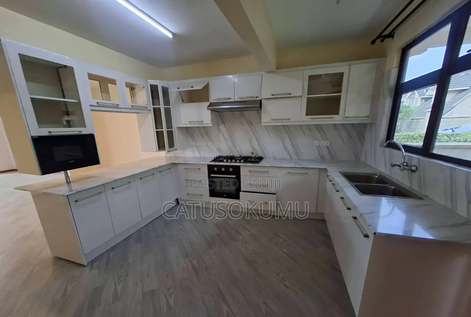 6bdrm Maisonette in Syokimau, Gateway Mall Area for rent