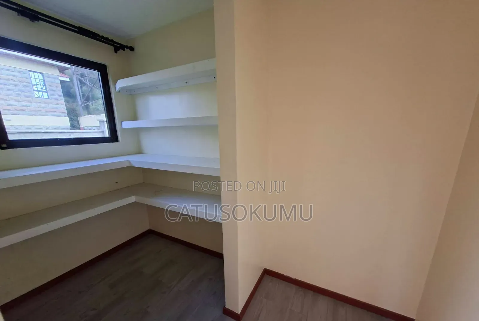 6bdrm Maisonette in Syokimau, Gateway Mall Area for rent