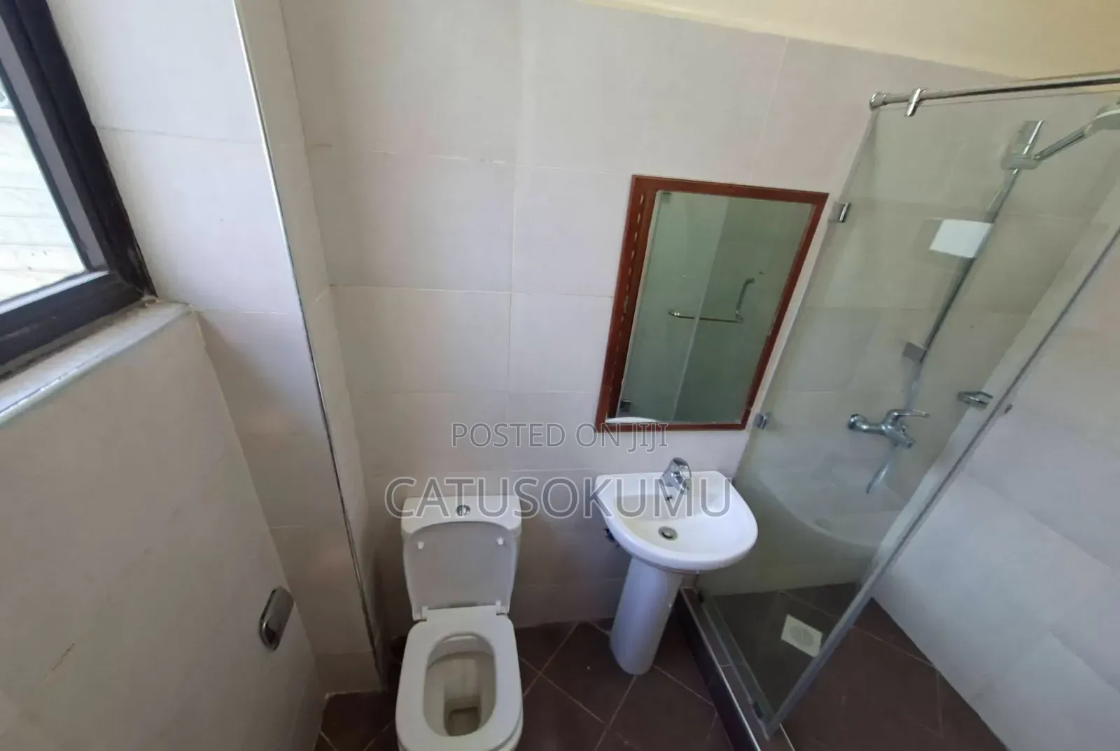 6bdrm Maisonette in Syokimau, Gateway Mall Area for rent