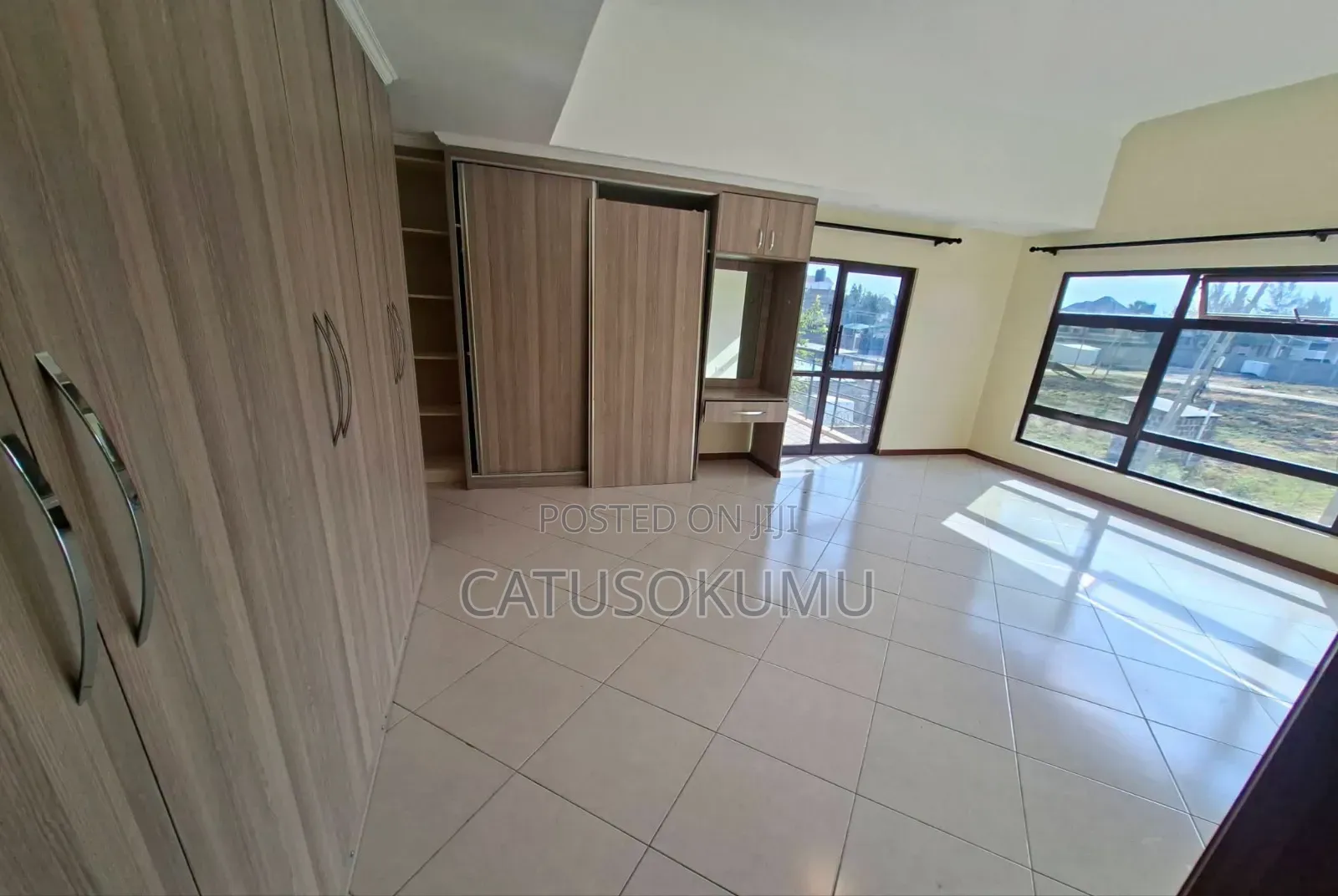 6bdrm Maisonette in Syokimau, Gateway Mall Area for rent