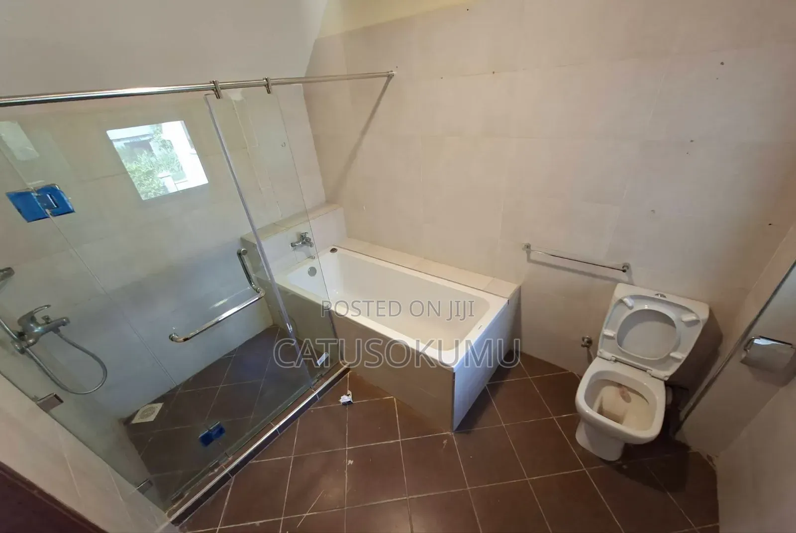 6bdrm Maisonette in Syokimau, Gateway Mall Area for rent