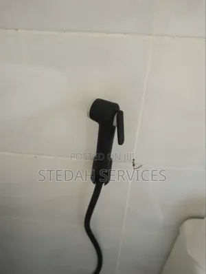 Plumber-Arabic Showers Installation