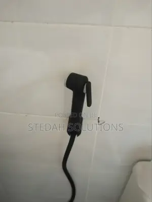 Plumber-Arabic Showers Installation