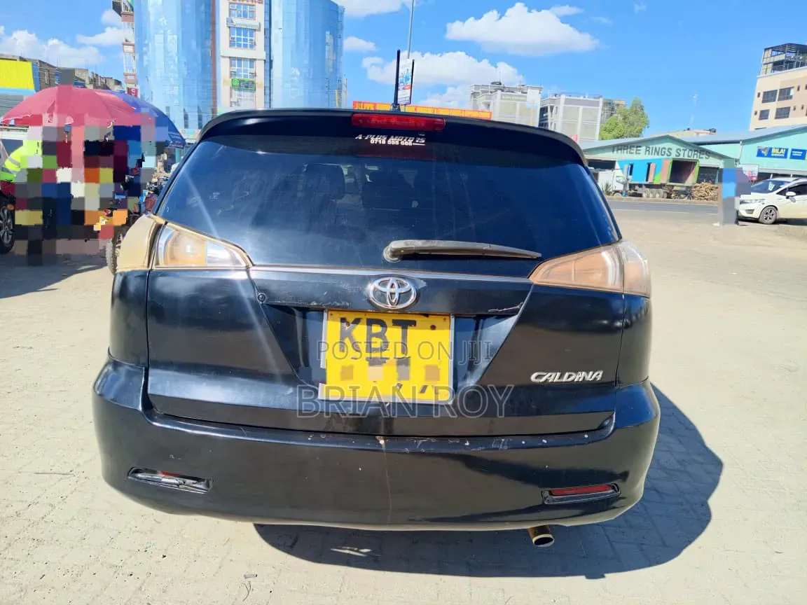 Toyota Caldina 2005 Black