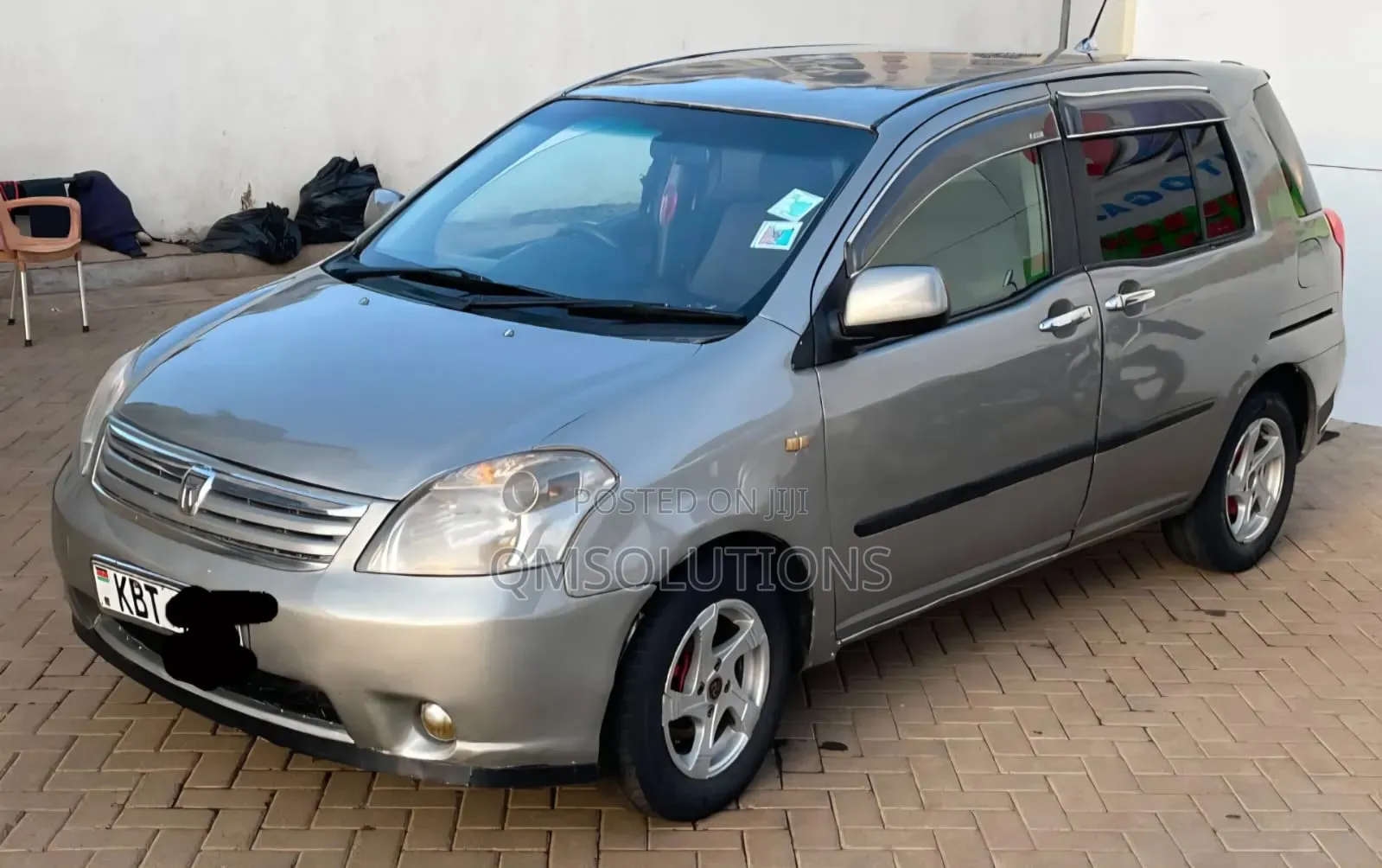 Toyota Raum 2006 Silver
